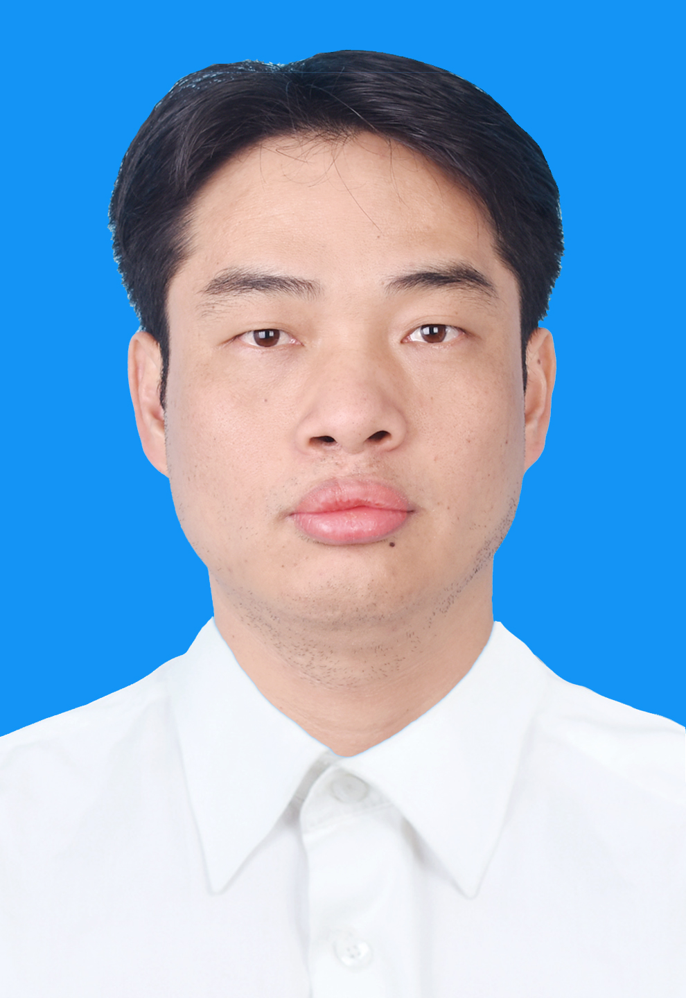 国家一级美术师—何运江