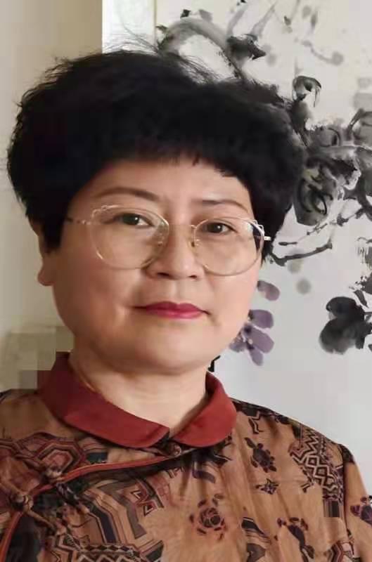 国家一级美术师--李雁平