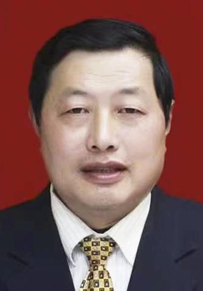 国家一级美术师——滕腾
