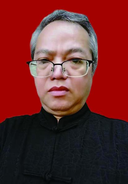 国家一级美术师——屠泽龙