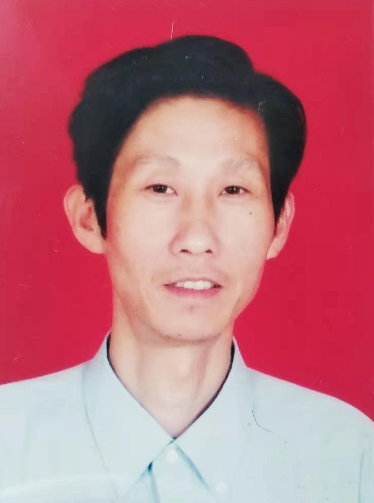 国家一级美术师——华敏波