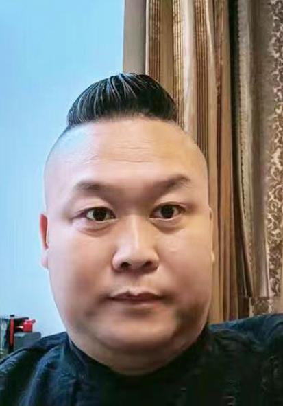 国家一级美术师——杨耀辉